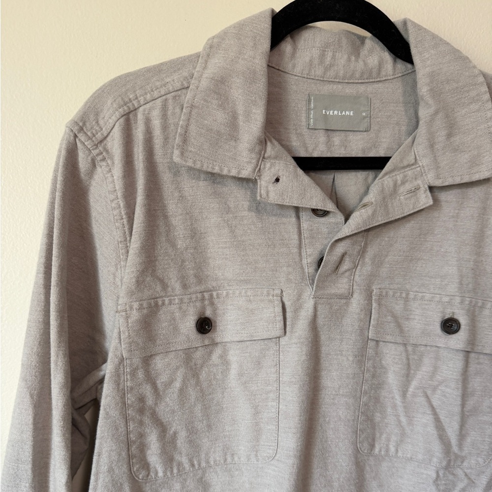 Everlane grey 1/4 Button Shirt Polo Size Medium 100% Cotton Gray Long Sleeve - Picture 5 of 8